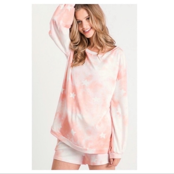 🩷 New Pink And White Star Print Tie Dye French Terry Long Sleeve Tpo🩷 - Picture 5 of 9